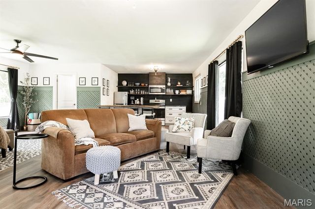 10 Phillips Lane, Shiloh, IL 62221