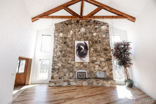 10 Phillips Lane, Shiloh, IL 62221