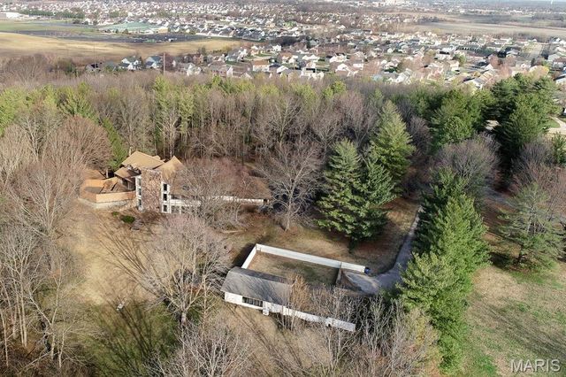 10 Phillips Lane, Shiloh, IL 62221