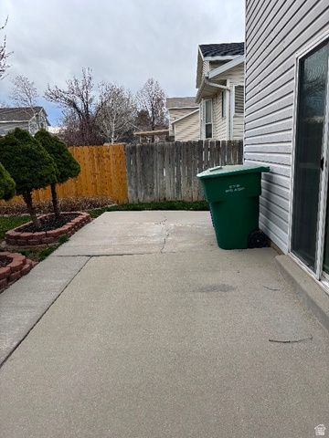 2423 W SUGAR PL, West Jordan, UT 84088