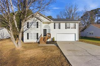 7347 Bramble Oak Drive, Douglasville, GA 30134