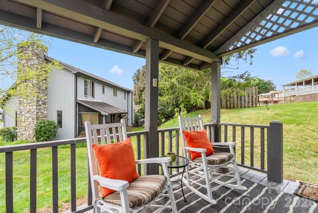 108 Kyfields Drive, Weaverville, NC 28787