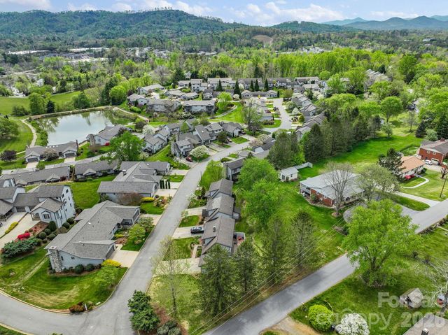 108 Kyfields Drive, Weaverville, NC 28787