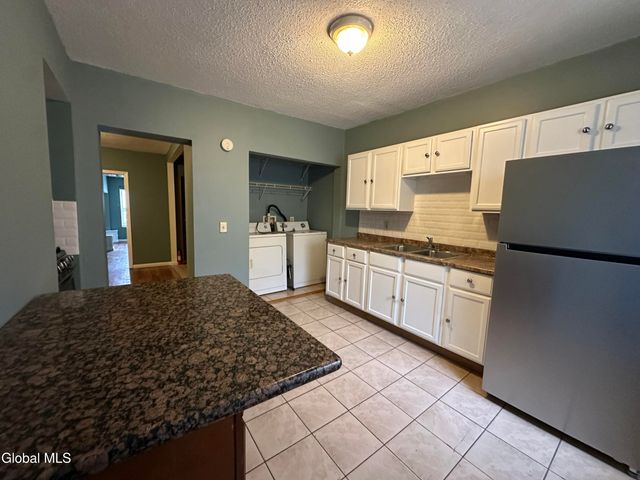 144 Dove Street Apt 2, Albany, NY 12202