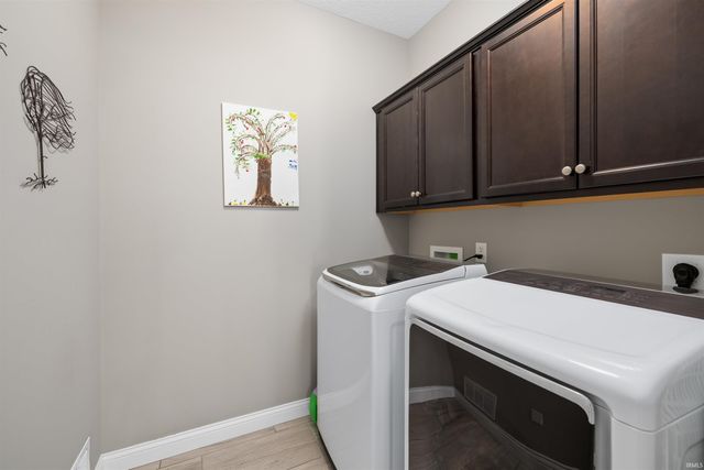 9516 Arundel Run, Fort Wayne, IN 46835