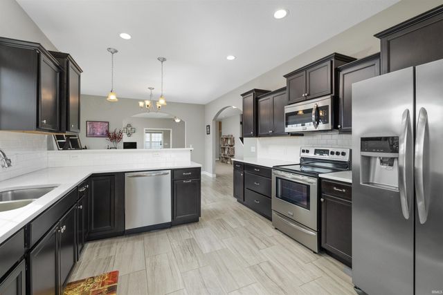 9516 Arundel Run, Fort Wayne, IN 46835