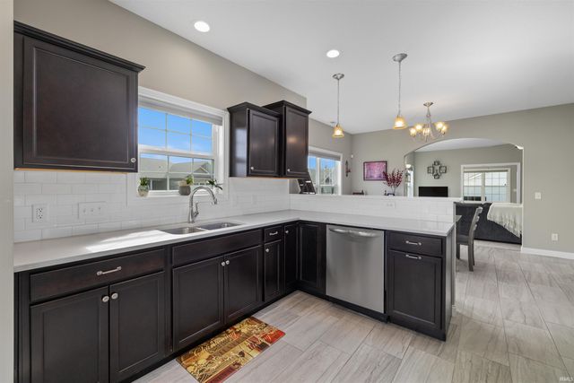 9516 Arundel Run, Fort Wayne, IN 46835