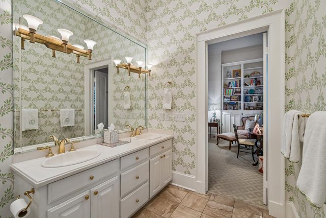 45 East Bay Street A, Charleston, SC 29401