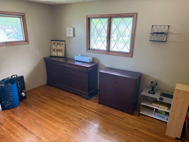 1038 Pleasant Lane, Faribault, MN 55021