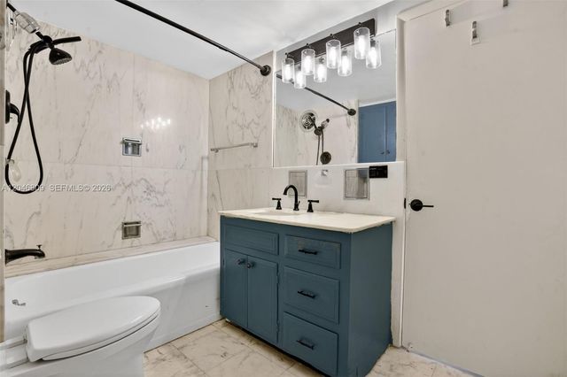 10240 Collins Avenue 207, Bal Harbour, FL 33154