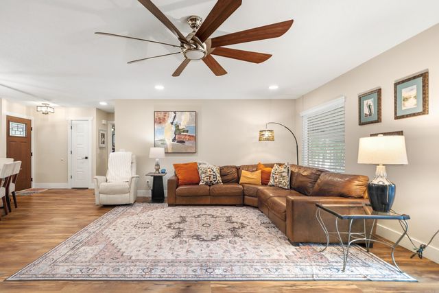 304 W Mountain View Drive, Hot Springs, AR 71913