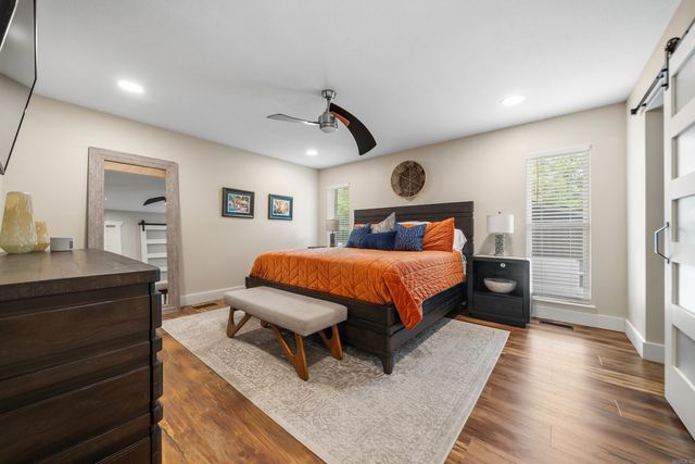 304 W Mountain View Drive, Hot Springs, AR 71913