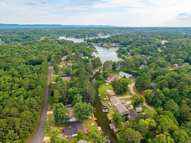 304 W Mountain View Drive, Hot Springs, AR 71913