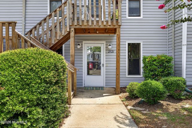 2521 Flint Drive, Wilmington, NC 28401