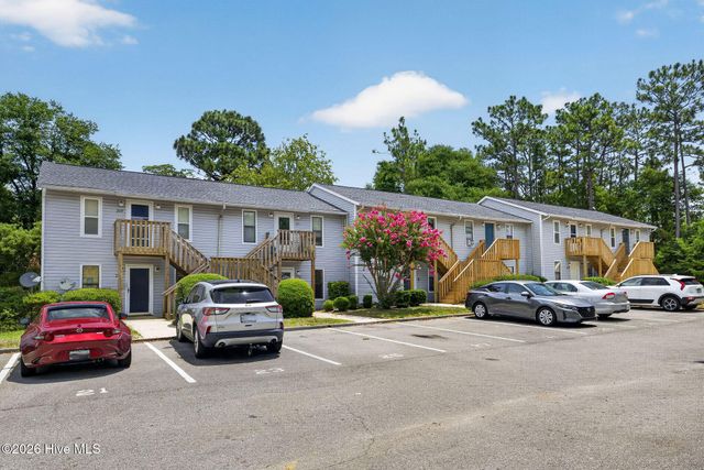 2521 Flint Drive, Wilmington, NC 28401