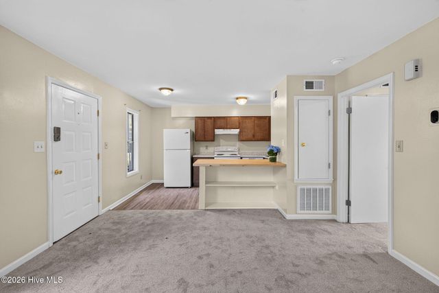 2521 Flint Drive, Wilmington, NC 28401