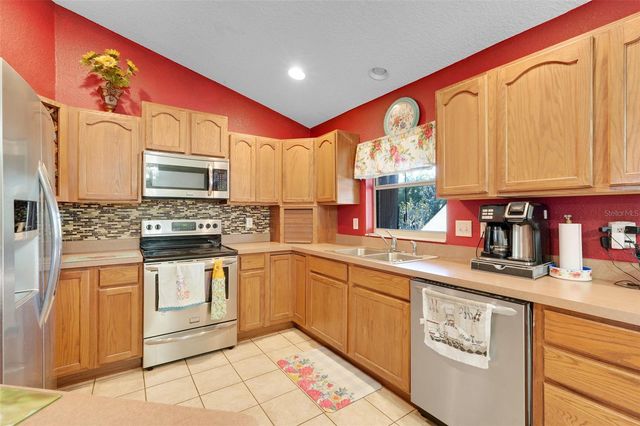 13330 GEORGIA AVENUE, Astatula, FL 34705