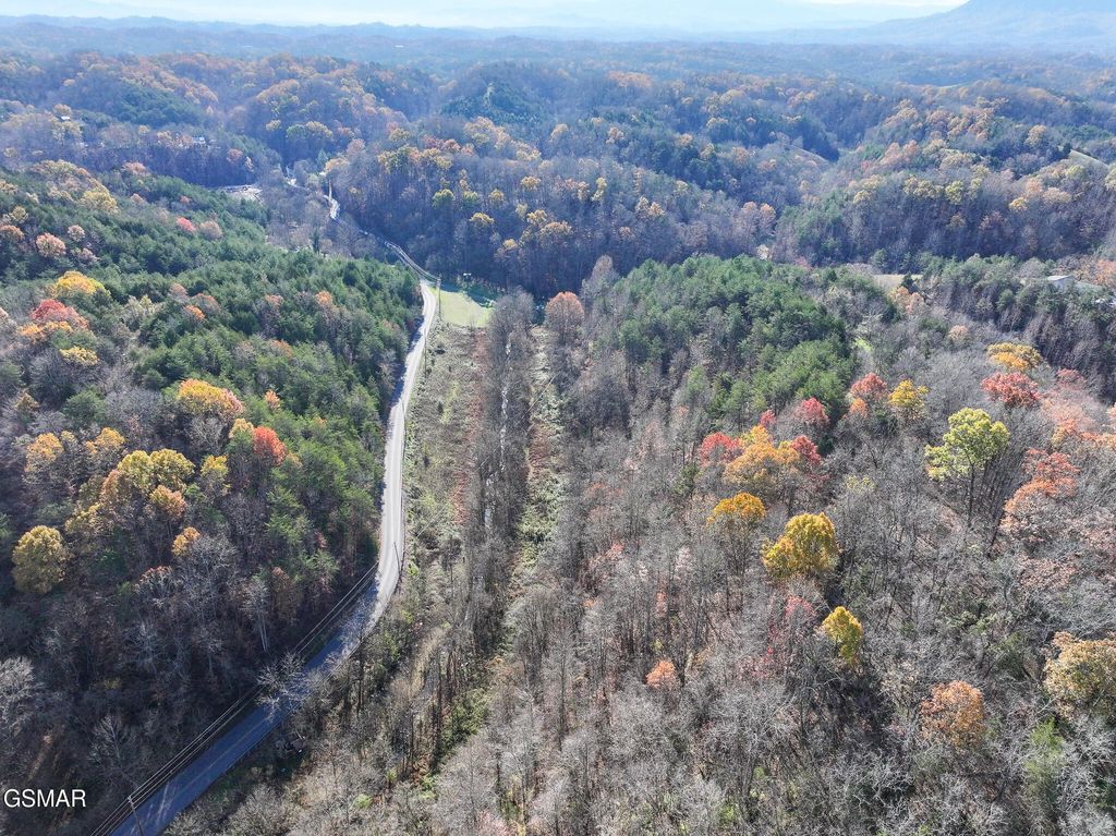 873 Indian Gap Road, Sevierville, TN 37876