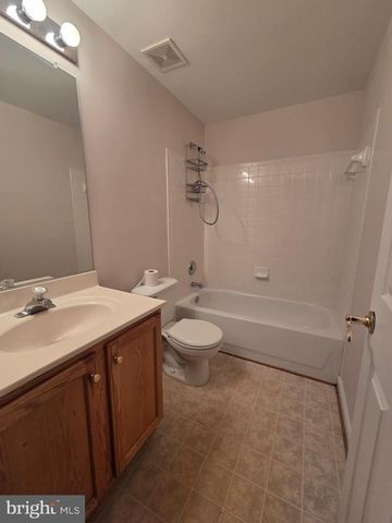 4429 TORRENCE PL, Woodbridge, VA 22193