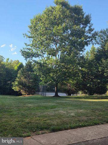 4429 TORRENCE PL, Woodbridge, VA 22193