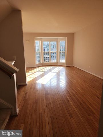 4429 TORRENCE PL, Woodbridge, VA 22193