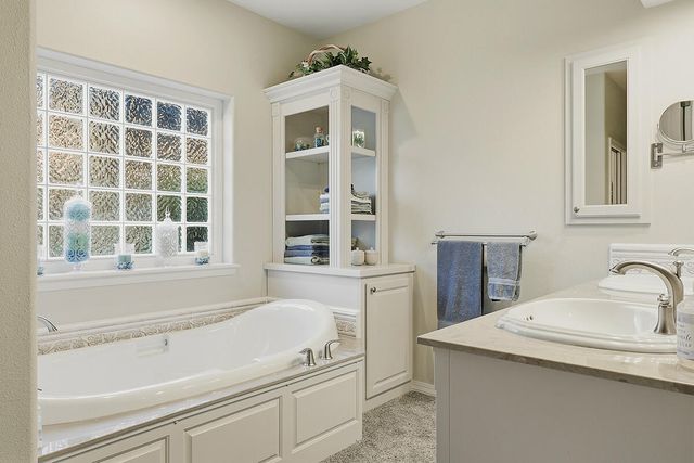 209 Twisted Pine Drive, Grants Pass, OR 97527