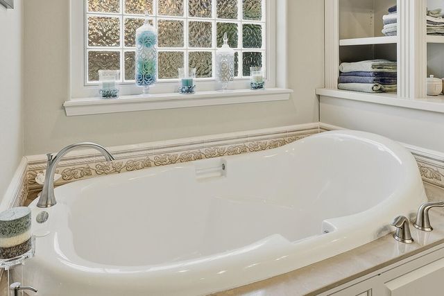 209 Twisted Pine Drive, Grants Pass, OR 97527