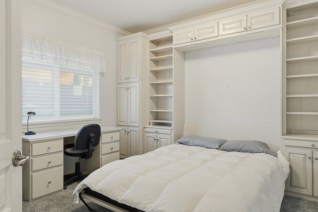 209 Twisted Pine Drive, Grants Pass, OR 97527