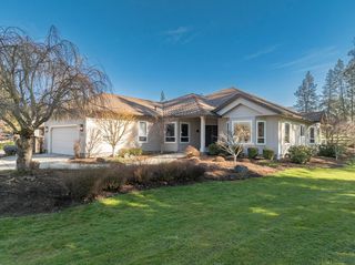 209 Twisted Pine Drive, Grants Pass, OR 97527