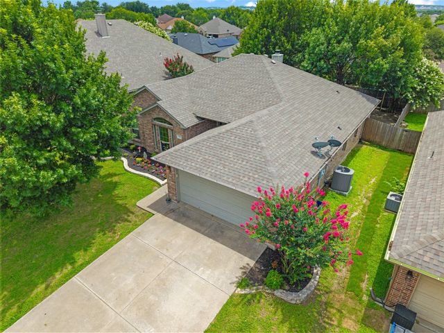 721 Morgan Drive, Burleson, TX 76028