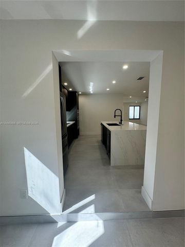 3335 SW 65th Ave 3335, Miami, FL 33155