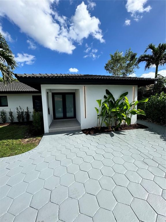 3335 SW 65th Ave 3335, Miami, FL 33155