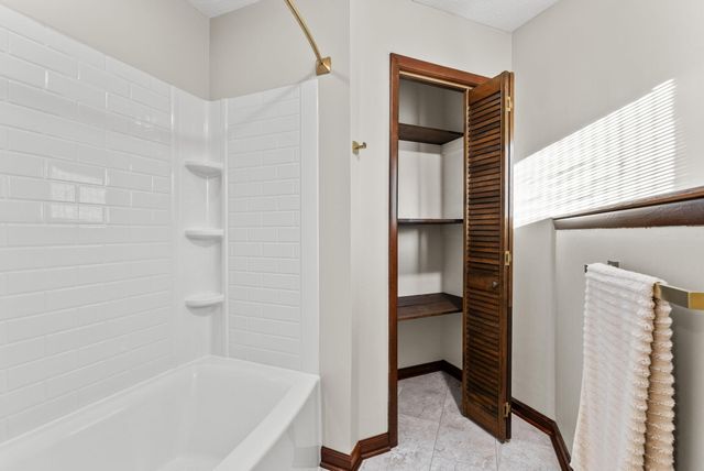 373 Southpoint Drive, Lexington, KY 40515