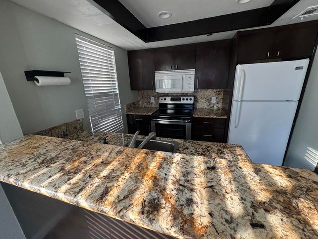 43376 Cook Street 92, Palm Desert, CA 92211