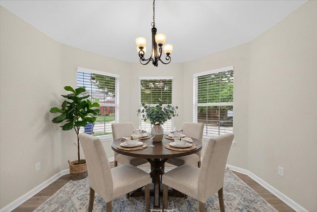 617 Hollyberry Drive, Mansfield, TX 76063