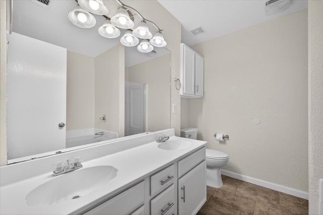 617 Hollyberry Drive, Mansfield, TX 76063