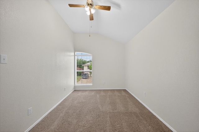 617 Hollyberry Drive, Mansfield, TX 76063