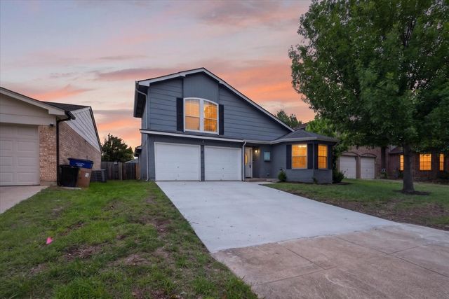617 Hollyberry Drive, Mansfield, TX 76063