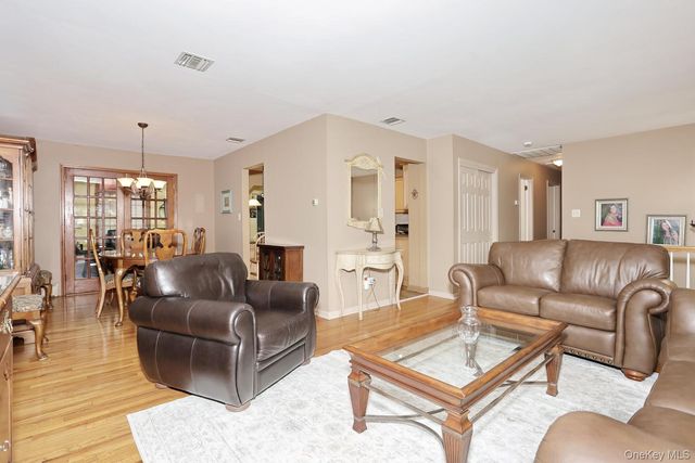 55 Stonewall Lane, Congers, NY 10920