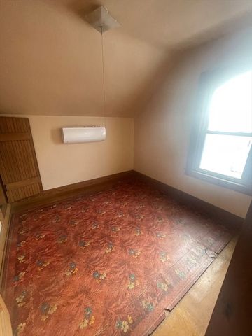 49 Sparks, Lowell, MA 01854