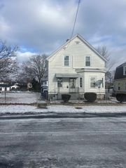 49 Sparks, Lowell, MA 01854