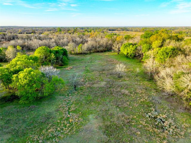 none c.r. 386, Marquez, TX 77865