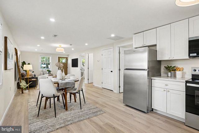 910 PIERPOINT DR, Pasadena, MD 21122
