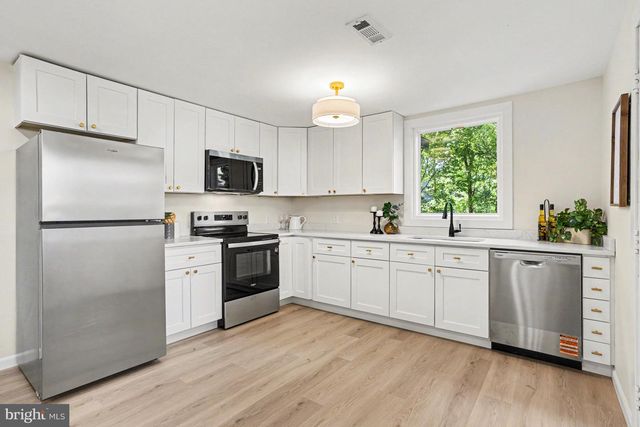 910 PIERPOINT DR, Pasadena, MD 21122