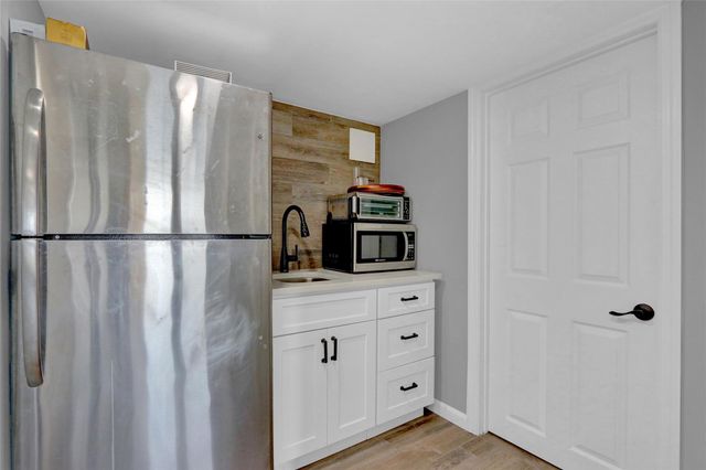 243 Lakeside Trail, Ridge, NY 11961