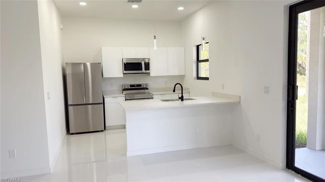 2718 51st ST W, Lehigh Acres, FL 33971