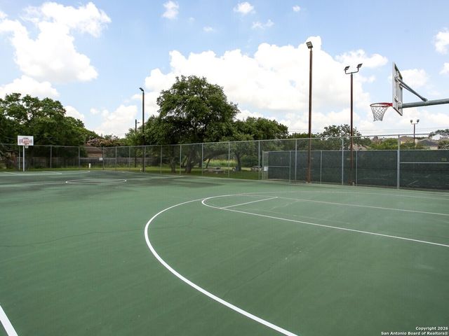 18118 Summer Knoll, San Antonio, TX 78258