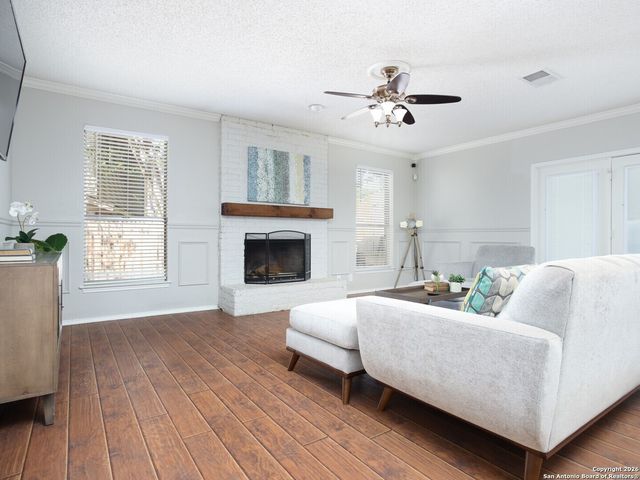 18118 Summer Knoll, San Antonio, TX 78258