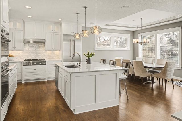 3812 Thomas Avenue S, Minneapolis, MN 55410