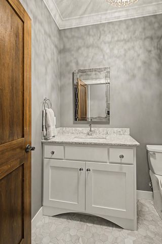 3812 Thomas Avenue S, Minneapolis, MN 55410